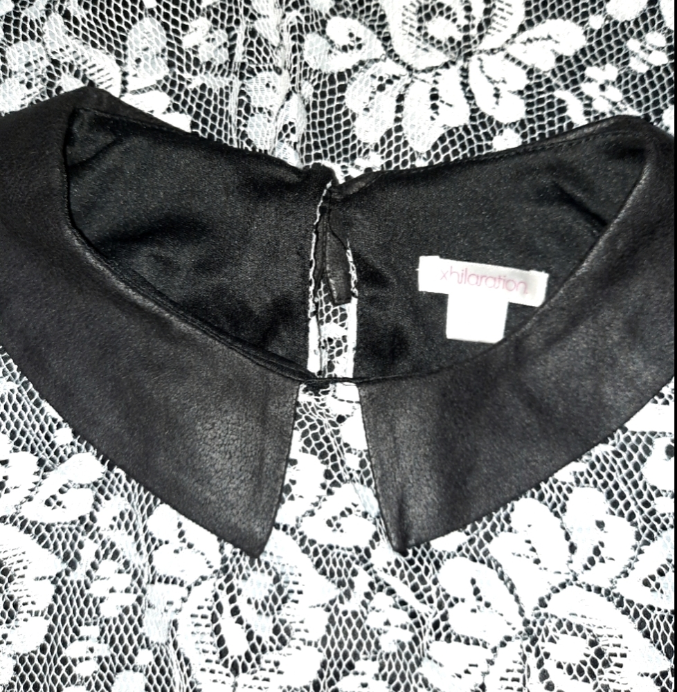 Lace black and white dress with collar